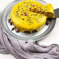 Saffron Persian love Cake