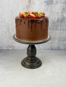 Chocolate strawberry cake