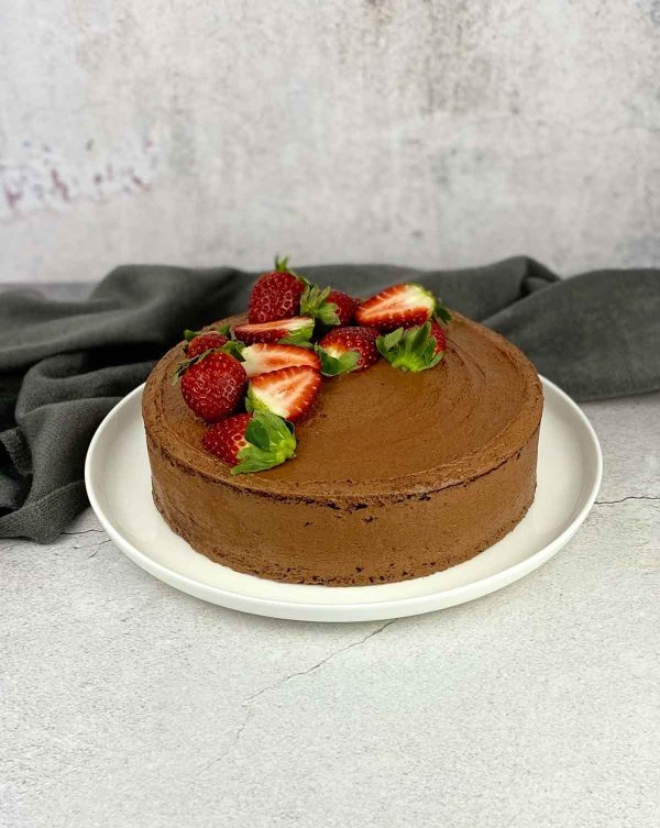 Eggless birthday cake near me