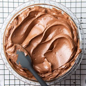 dark chocolate buttercream frosting